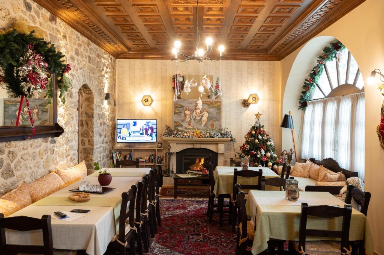 Kaza Guesthouse ดีมิตซานา ภายนอก รูปภาพ